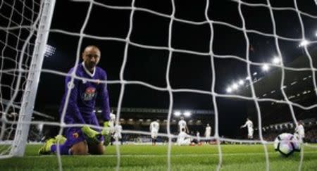 Britain Football Soccer - Burnley v Watford - Premier League - Turf Moor - 26/9/16 Watford's Heurelho Gomes looks dejected after Michael Keane scored Burnley's second goal Action Images via Reuters / Jason Cairnduff