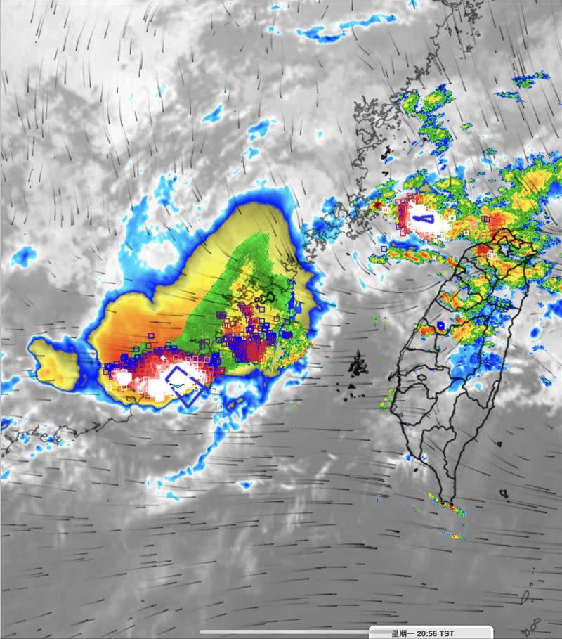 彭啟明更新雷達圖，網友紛紛回報當地雨勢。（圖／翻攝自彭啟明臉書）