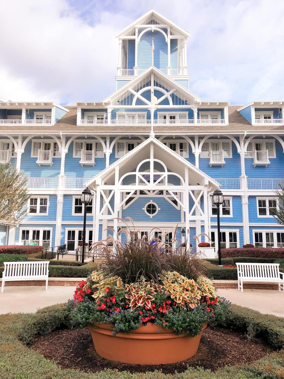 exterior shot of the beach club resort at disney world