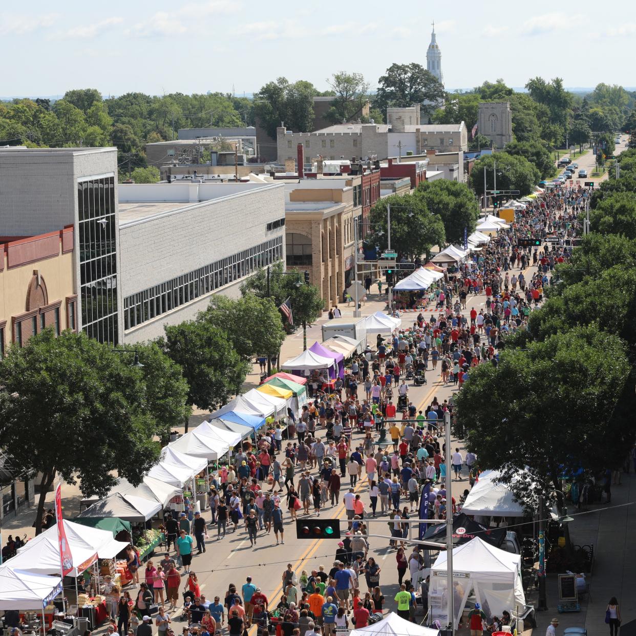 The Downtown Appleton Farm Market is a favorite setting for food, crafts and music.