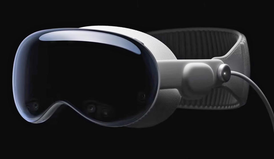 The Apple Vision Pro headset features an external battery to help reduce its weight. 