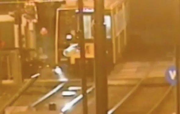 Banned driver crashes into train in Newcastle (video)