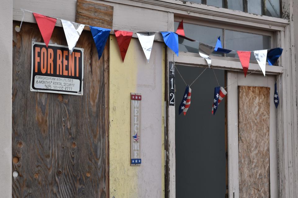 A building with a for rent sign in Bisbee.