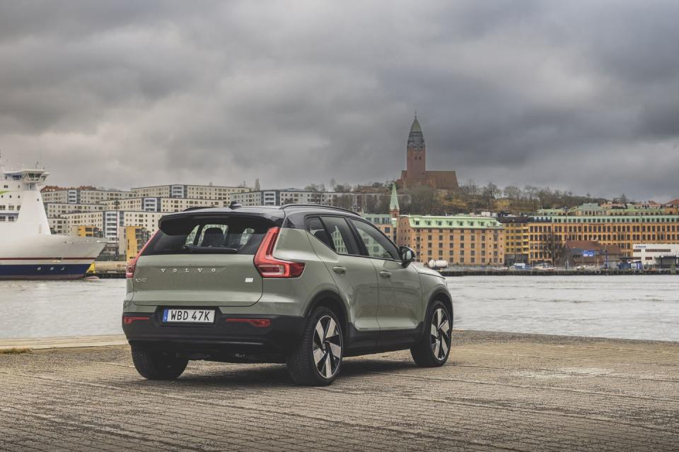 2024 volvo xc40 recharge