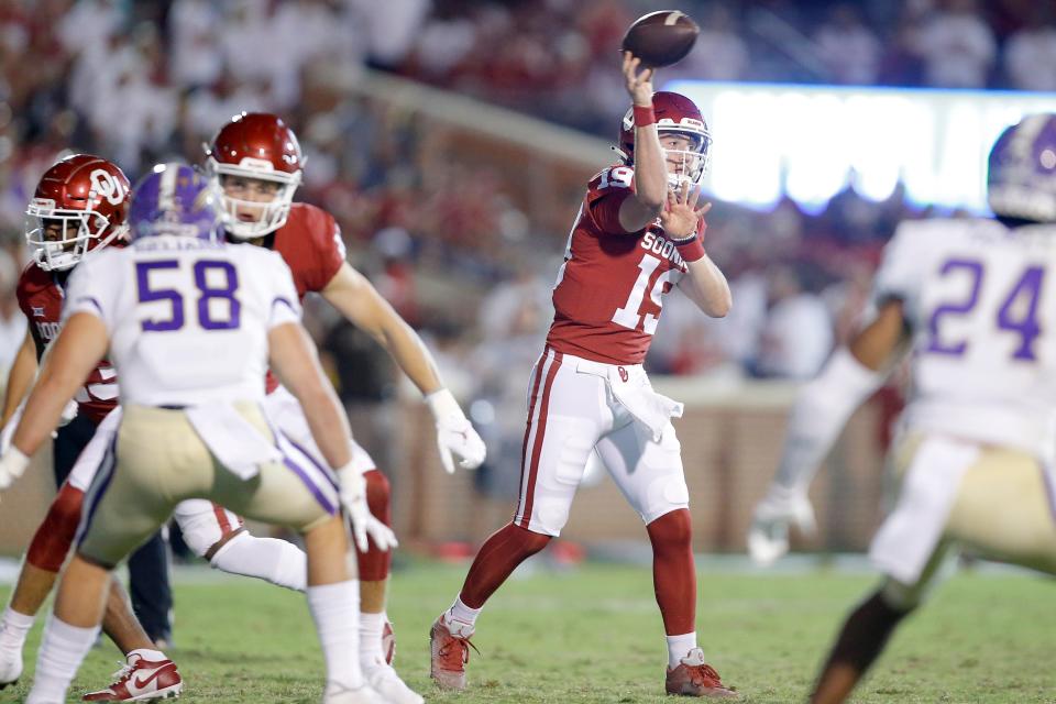 Oklahoma's Ralph Rucker (19) throws a pass during a college football game between the University of Oklahoma Sooners (OU) and the Western Carolina Catamounts at Gaylord Family-Oklahoma Memorial Stadium in Norman, Okla., Saturday, Sept. 11, 2021.