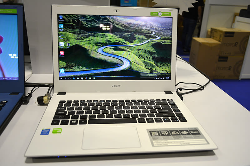 The Acer Aspire E5-473G is a 14-inch notebook powered by a fifth-generation 2.2GHz Intel Core i5-5200U processor and a NVIDIA GeForce GT920M discrete graphics card. 4GB of DDR3L RAM and a 500GB mechanical HDD complete the package. The notebook comes with Windows 10 pre-installed. It can be had for just $799 (U.P. $899). It is available in three colors – iron, white, and ocean blue – and comes with a free carrying case and a three-year McAfee Internet Security subscription.