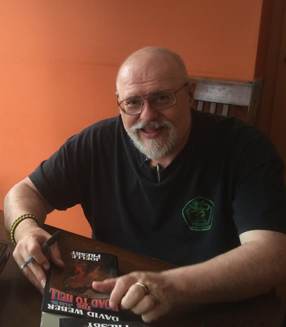 Bestselling science fiction novelist David Weber will be the guest of honor at this weekend's Marcon sci-fi convention at the Hyatt Regency Columbus.