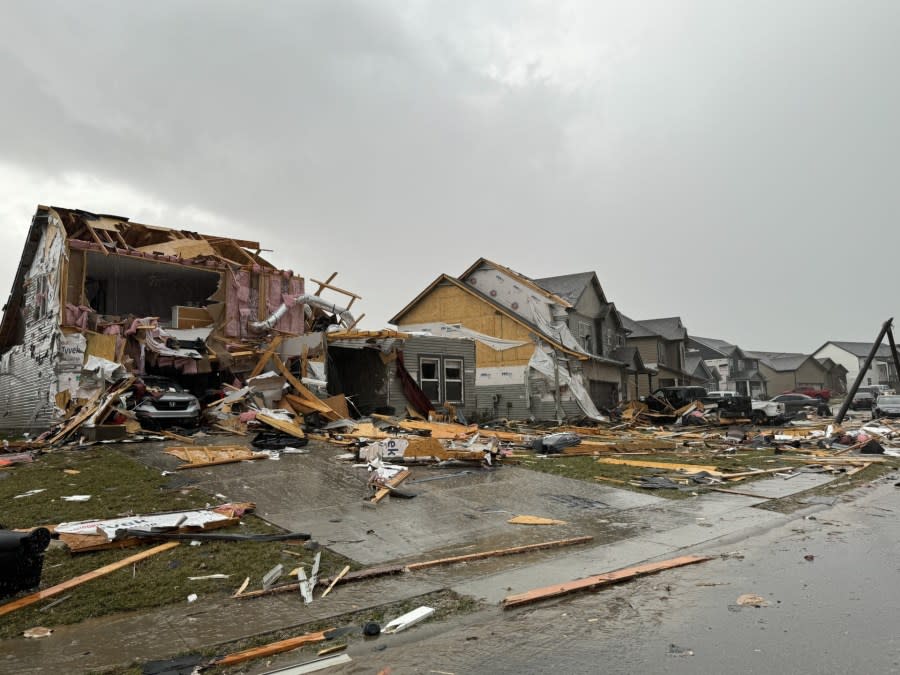 Storm damage in Clarksville (Courtesy: Clarksville Fire Rescue)