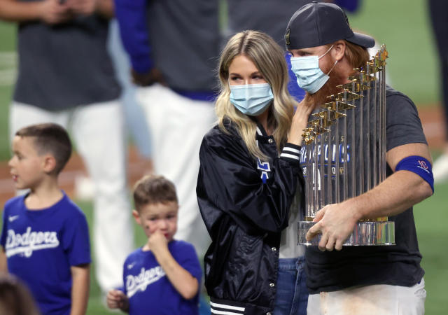 MLB rips Justin Turner for celebrating with Dodgers teammates after  positive coronavirus test