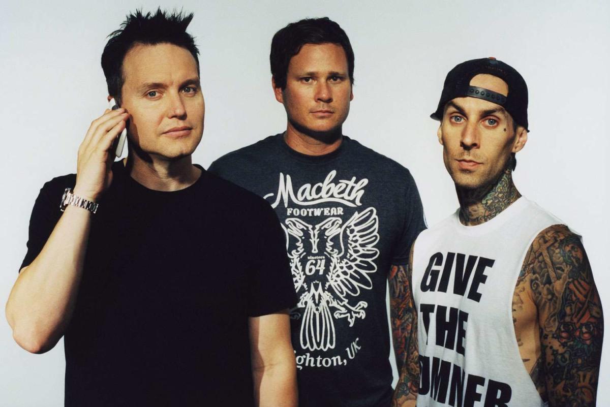 Blink-182 Perform at Denny's for 'What the F Is Up' Meme