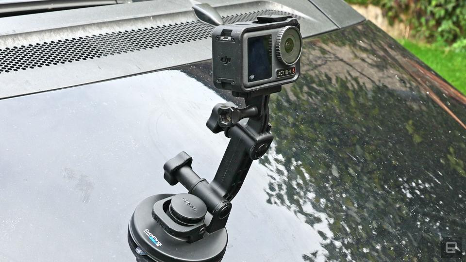 <p>DJI Osmo Action 3: Far more battery life, fast charging and a spiffy new mount</p> 