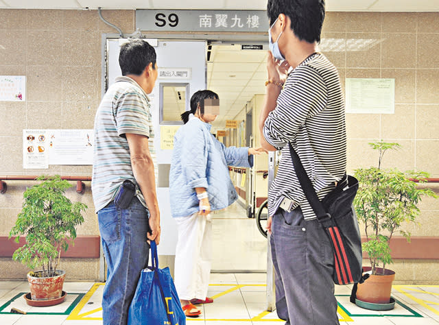 內地父母來港產子，要求無奇不有，倘危及嬰兒或孕婦安危，港醫生一般會拒絕。 （資料圖片）