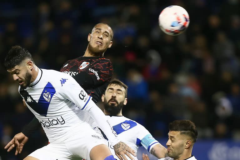 La última vez que se enfrentaron Vélez y River fue empate 2 a 2 en el estadio José Amalfitani