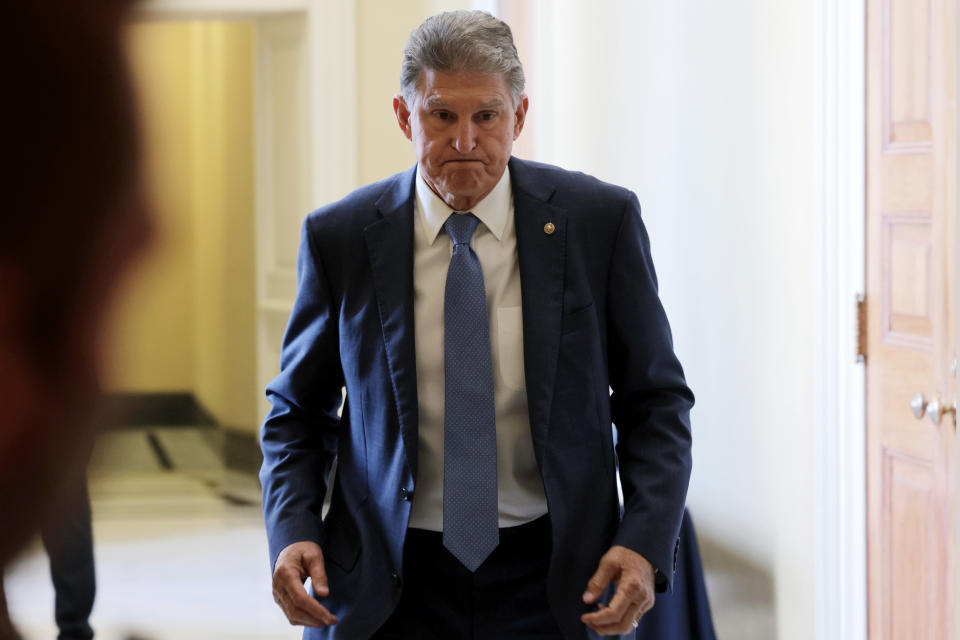 Sen. Joe Manchin (D-WV) leaves a Democratic luncheon at the U.S. Capitol October 7, 2021 in Washington, DC. (Win McNamee/Getty Images)