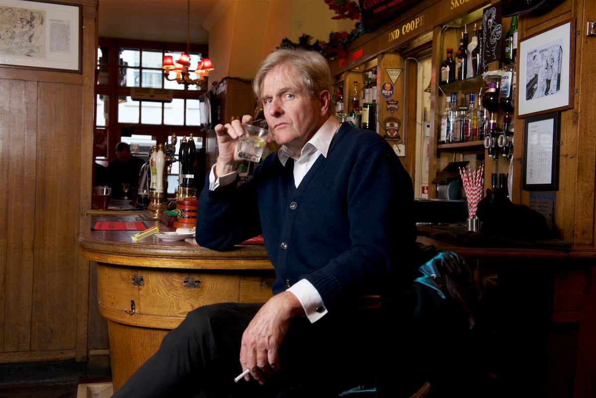 Robert Bathurst in Jeffrey Bernard is Unwell (Tom Howard)