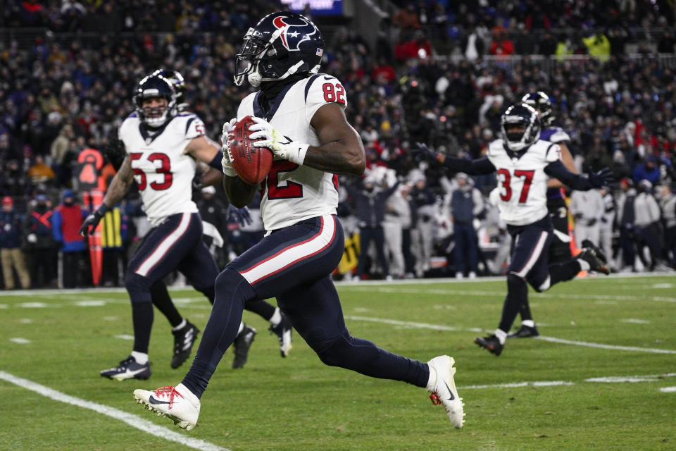 Houston Texans wide receiver Steven Sims (82) had a punt return for a touchdown against the Baltimore Ravens. (AP Photo/Nick Wass)