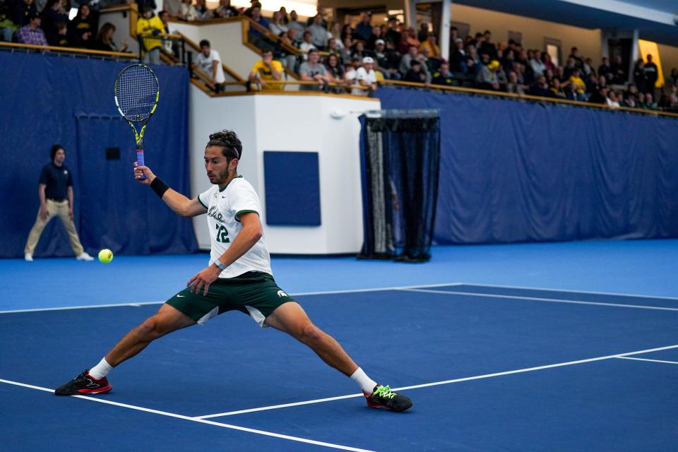 El estudiante de segundo año de MSU, Ozan Baris, lleva a los Spartans a los campeonatos por equipos de la NCAA esta semana y competirá en los campeonatos individuales a finales de este mes.