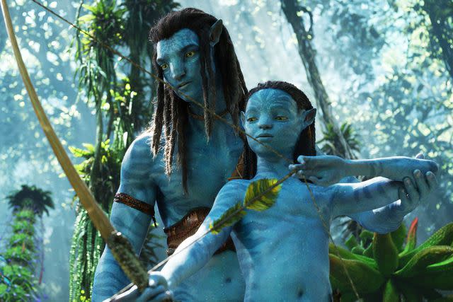 <p>Courtesy of 20th Century Studios</p> Sam Worthington and Jamie Flatters in 'Avatar: The Way of Water'