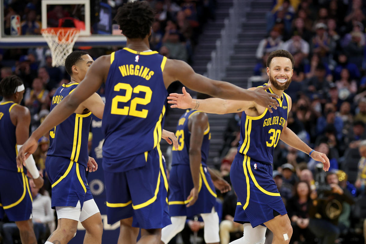 NBA Daily Lazy Bag “The team blew 25 three-point shots, the Warriors blew up the Rockets, Anfernee Simons scored a season-high 45 points, and the Blazers narrowly beat the Jazz