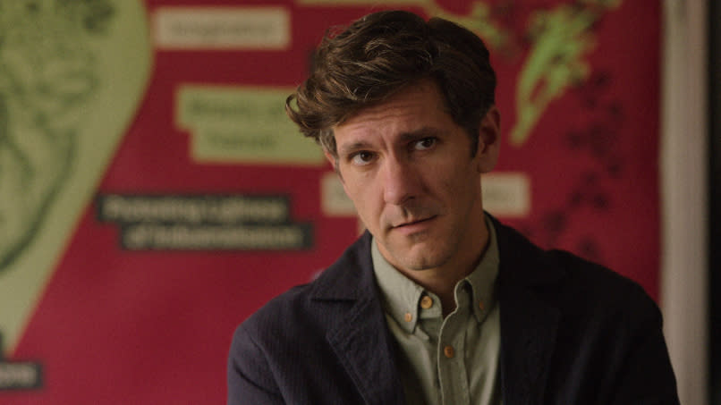 Mathew Baynton as Elliot Ward