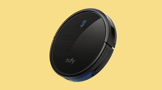 40 best gifts to give your grandma: Robot vacuum