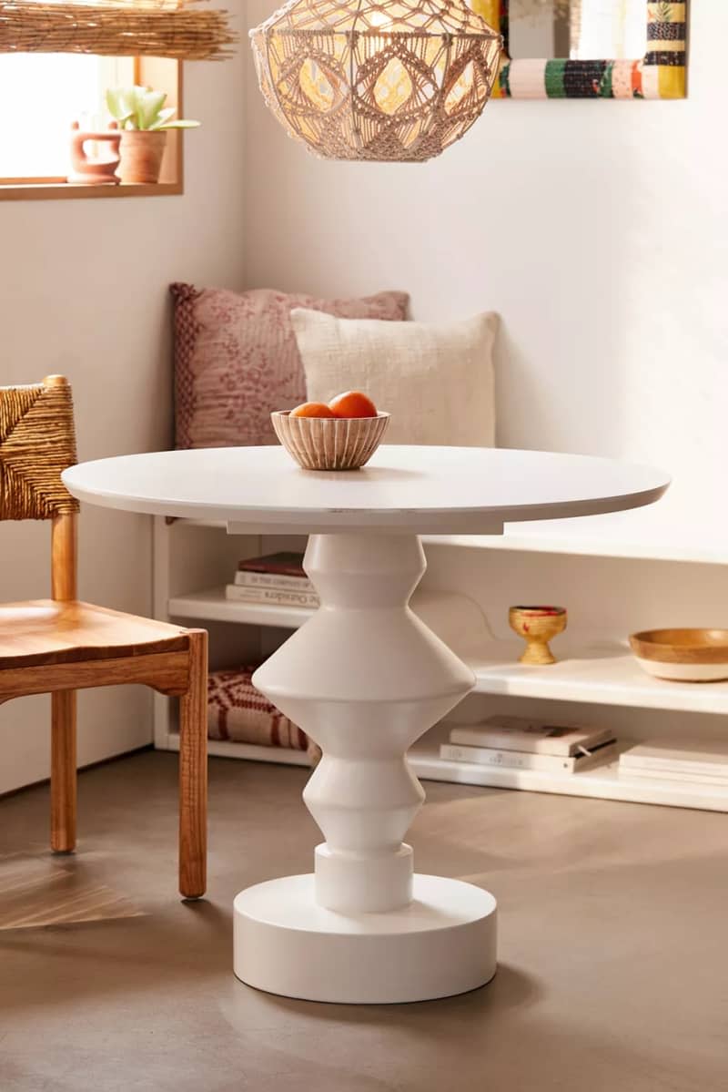 Vera Pedestal Dining Table