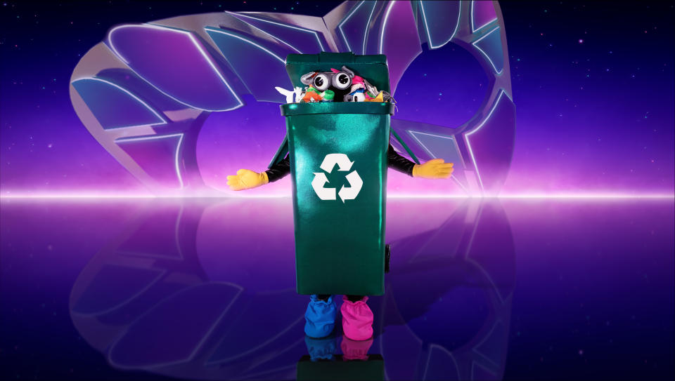 This image and the information contained herein is strictly embargoed until 20.00 Sunday 18th December 2022

From Bandicoot TV

The Masked Singer: SR4 on ITV1 and ITVX

Pictured: Rubbish.

This photograph is (C) ITV Plc/Bandicoot TV and can only be reproduced for editorial purposes directly in connection with the programme or event mentioned above, or ITV plc. Once made available by ITV plc Picture Desk, this photograph can be reproduced once only up until the transmission [TX] date and no reproduction fee will be charged. Any subsequent usage may incur a fee. This photograph must not be manipulated [excluding basic cropping] in a manner which alters the visual appearance of the person photographed deemed detrimental or inappropriate by ITV plc Picture Desk.  This photograph must not be syndicated to any other company, publication or website, or permanently archived, without the express written permission of ITV Picture Desk. Full Terms and conditions are available on the website www.itv.com/presscentre/itvpictures/terms

For further information please contact:
james.hilder@itv.com