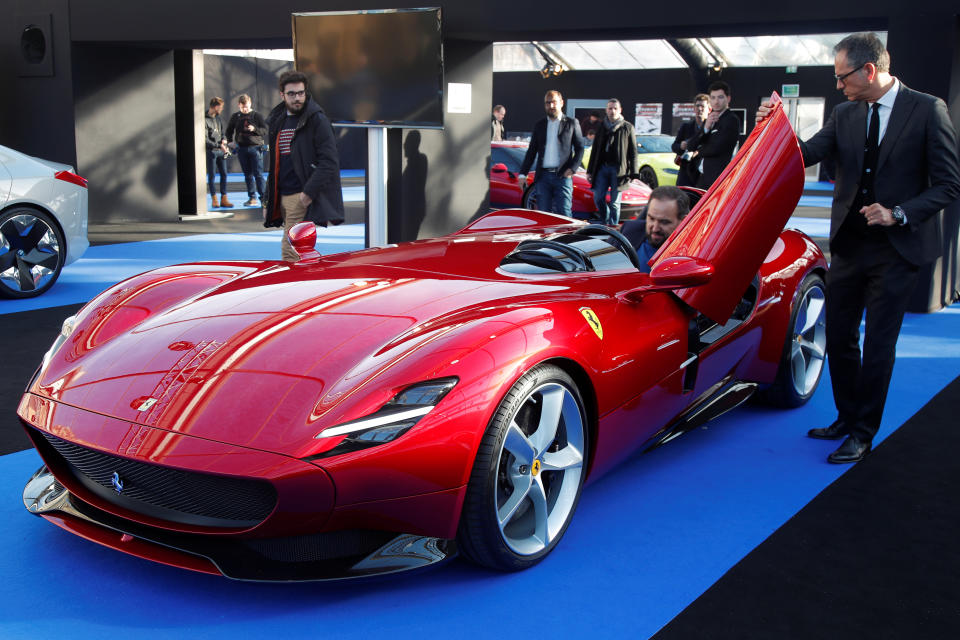 The Ferrari Monza SP1 concept car is displayed at the International Automobile Festival in Paris, France, January 30, 2019. The car is part of an exhibition of futuristic sports cars on show on Paris between January 31 to February 3.    REUTERS/Charles Platiau