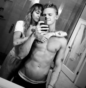 Miley Cyrus Cody Simpson Taking Break