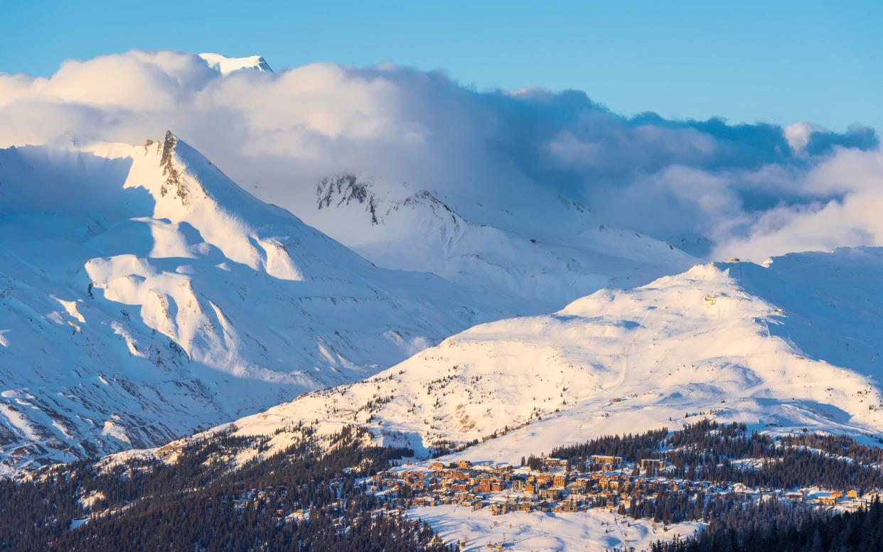 La Rosière offers the chance to hop over to Italy for lunch - GUIZIOU FRANCK (GUIZIOU FRANCK (Photographer) - [None]