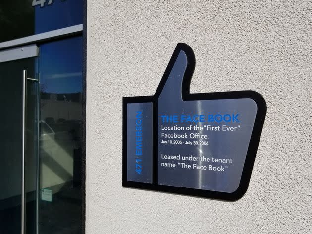 La primera oficina de Facebook en Silicon Valley, Palo Alto, California. (Photo: Smith Collection via Getty Images)