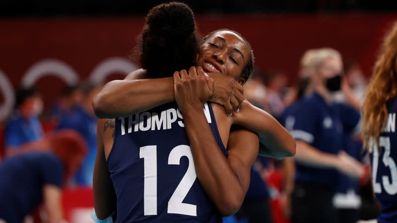 Volleyball - Women's Quarterfinal - Dominican Republic v United States