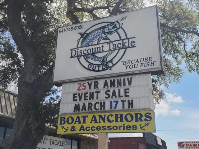We're kind of old school.' Local fishing tackle shop celebrates 25 years in  Bradenton