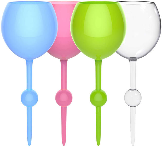 Floating And Self Standing Beach Wine Glass