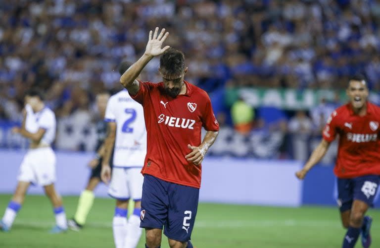 Joaquín Laso marcó el gol en Vélez 0 vs. Independiente 1 por la Copa de la Liga, pero no lo gritó porque jugó 36 partidos en el Fortín, en la temporada 2018/2019.