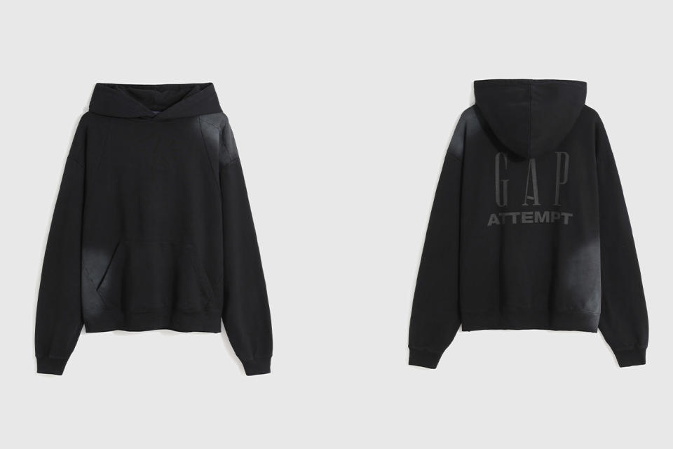 GAP x ATTEMPT 聯名 LOGO 帽 T NT$3,499