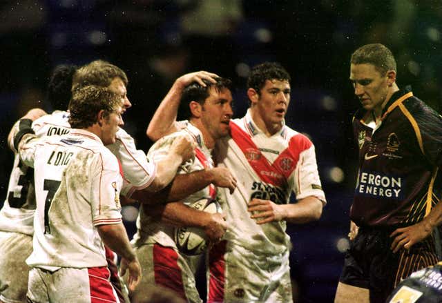 Rugby League – The World Club Challenge 2001 – St. Helens v Brisbane Broncos 