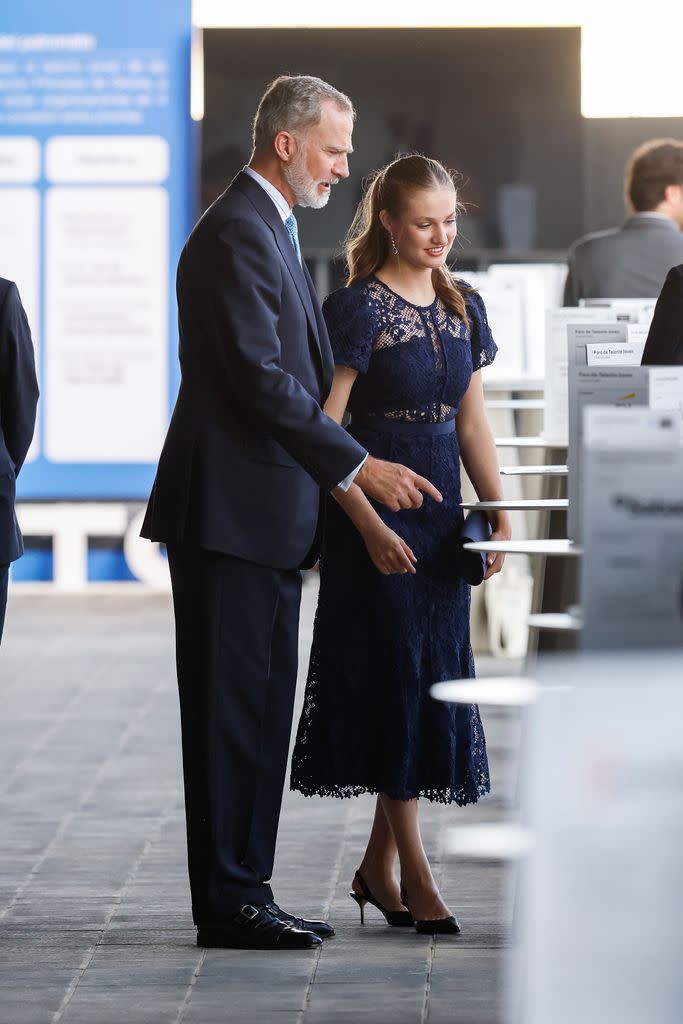 LEONOR PRESIDE LOS PREMIOS PRINCESA DE GIRONA ACOMPAÑADA DE SUS PADRES Y SU HERMANA SOFIA