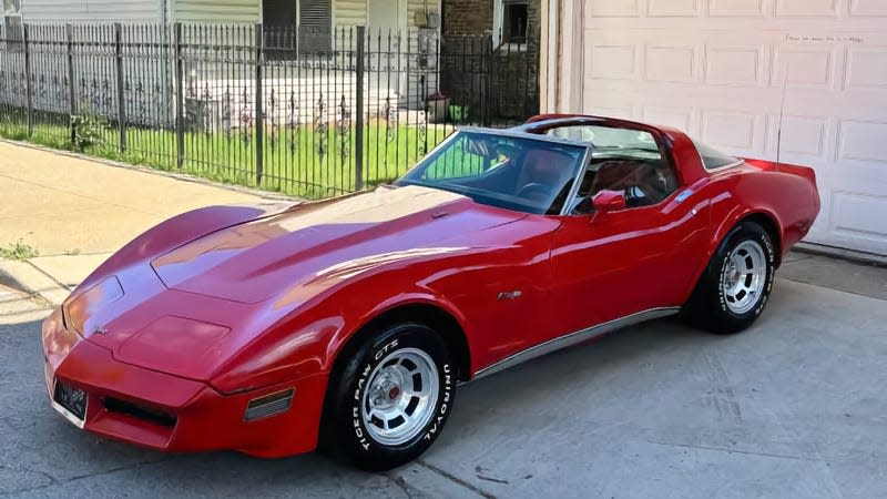 Photo: <a class="link " href="https://chicago.craigslist.org/chc/cto/d/chicago-1979-chevy-corvette-82-4speed/7756693816.html" rel="nofollow noopener" target="_blank" data-ylk="slk:Craigslist;elm:context_link;itc:0;sec:content-canvas">Craigslist</a>