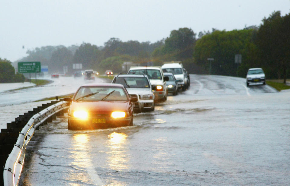 Highway traffic stranded in floodwaters hampers online shopping deliveries.