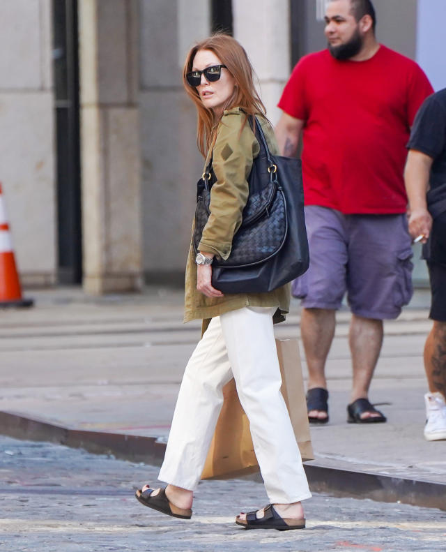 celebs bottega veneta crossbody bag