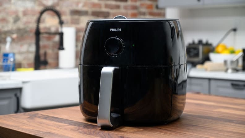 What makes the Philips Airfryer XXL our best overall is that it's consistently the very best at air frying, even with large family-size portions.