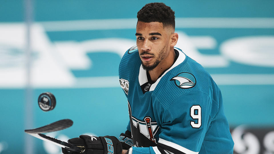 Evander Kane (9) has been accused of betting on his own games. (Photo by Matt Cohen/Icon Sportswire via Getty Images)