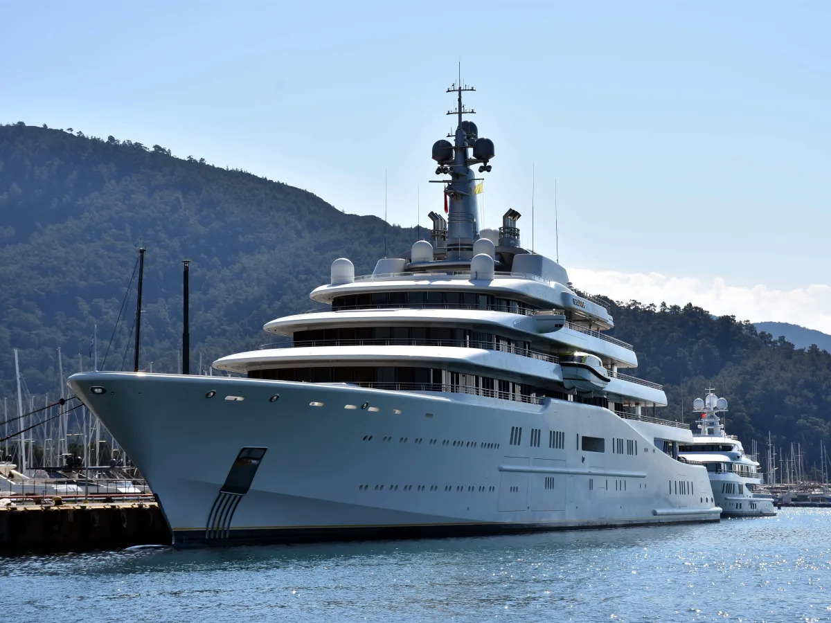 A superyacht captain deployed sonic weapons and 'pain rays' to fend off pirates ..