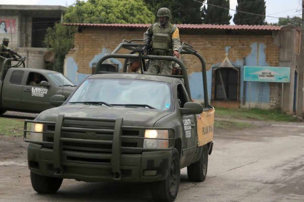 ejército en puebla atendiendo emergencias 