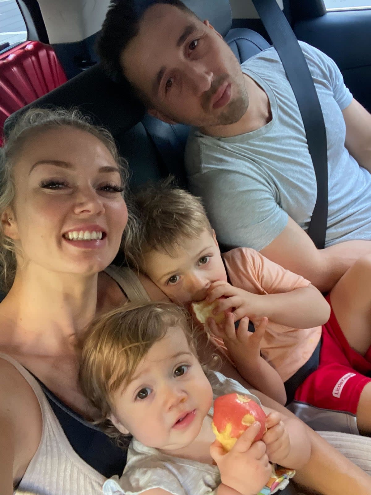 Jade Crosland and her family (Jade Crosland)