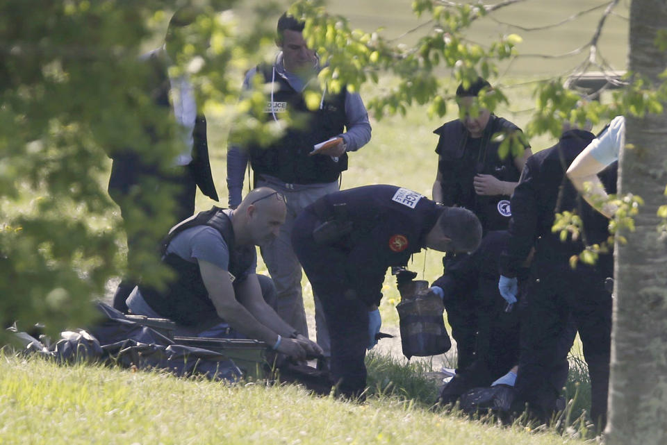 <p>French police officers and bomb-disposal experts are seen during investigations in Saint-Pee-sur-Nivelle near Bayonne, France, April 8, 2017, after Basque militant separatist group ETA passed a list with the location of its arms caches to French authorities ,effectively ending an armed separatist campaign after almost half a century. (Photo: Regis Duvignau/Reuters) </p>