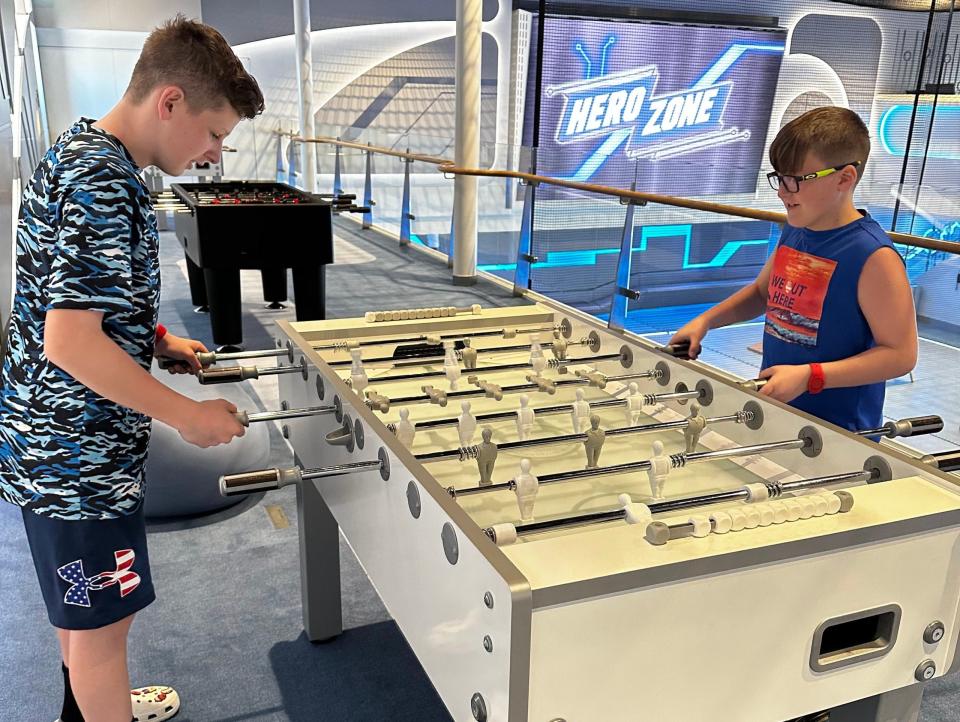 Meine Jungs haben es genossen, in den Kinderclubs auf dem Schiff zu spielen.  - Copyright: Kari Becker