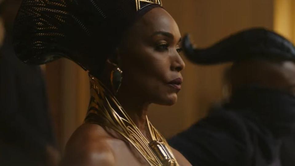 Black Panther Wakanda Forever Teaser Trailer Shows Queen Ramonda Confronting The World Leaders