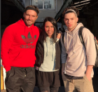 <p>Julián con sus hijos mayores, Nicole y Juliancito / Cortesía: nstagram.com/juliangil/?hl=es </p>